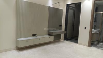 Bedroom Image of 2448 Sq.ft 4 BHK Builder Floor for sale in Model Town New Delhi for Rs. 64900000