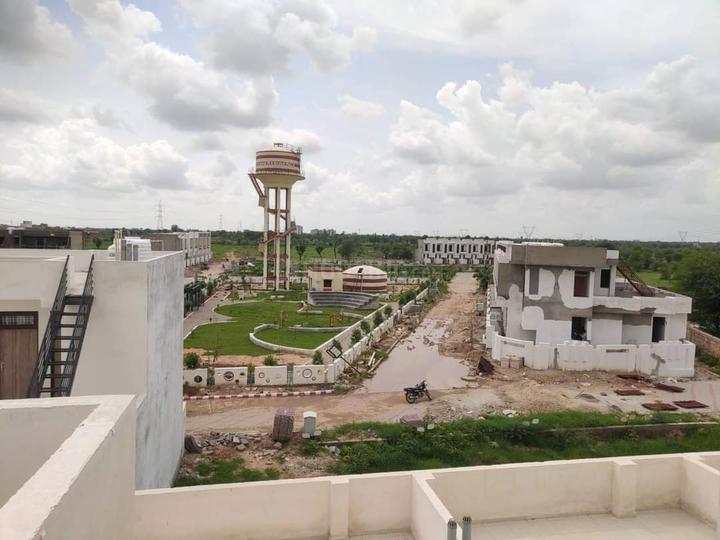 Aadarsh Nagar Main Image 1