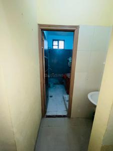 Bathroom Image of 1670 Sq.ft 3 BHK Apartment / Flat for sale in Bannadevi Aligarh for Rs. 5999999