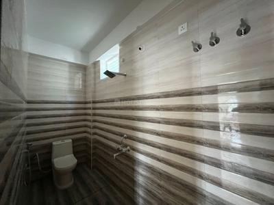 Bathroom Image of 1250 Sq.ft 2 BHK Apartment / Flat for sale in Tummalagunta Tirupathi for Rs. 6000000