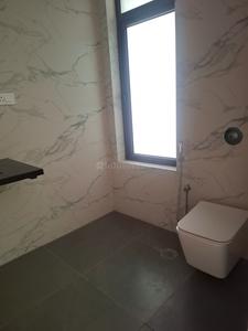 Bathroom Image of 4200 Sq.ft 4 BHK Apartment / Flat for rent in Banjara Hills Hyderabad for Rs. 260000