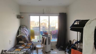 Living Room Image of 522 Sq.ft 1 BHK Apartment / Flat for rent in Pearl Regency, Andheri West Mumbai for Rs. 42000
