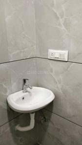 Bathroom Image of 600 Sq.ft 1 BHK Builder Floor for rent in Scheme No 140 Indore for Rs. 14000