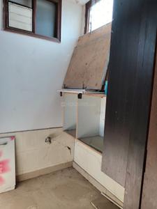 Kitchen Image of 1800 Sq.ft 3 BHK Apartment / Flat for sale in Govind Nagar Railway Colony Kanpur for Rs. 9200000