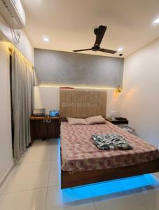 Bedroom Image of 915 Sq.ft 3 BHK Apartment / Flat for rent in Urbanrise Revolution One, Padur Chennai for Rs. 33000