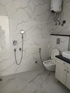 Image of 900 Sq.ft 1 BHK Apartment / Flat for rent in Mahavir Apartment, Sector 29, Noida for Rs. 21000