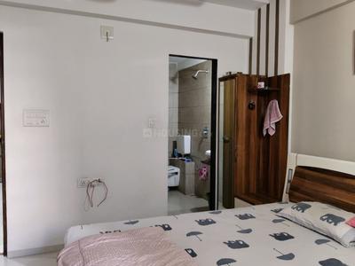 Bedroom Image of 2500 Sq.ft 3 BHK Apartment / Flat for rent in Bodakdev Ahmedabad for Rs. 55000