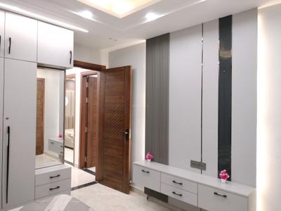 Bedroom Image of 1450 Sq.ft 4 BHK Apartment / Flat for sale in Uttam Nagar New Delhi for Rs. 10700000