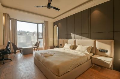 Bedroom Image of N/A in DLF Phase 1, Gurgaon