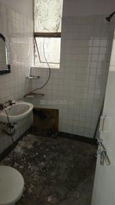 Bathroom Image of 950 Sq.ft 2 BHK Apartment / Flat for sale in Co Ayodhya Enclave CHS, Sector 13 Rohini New Delhi for Rs. 16000000