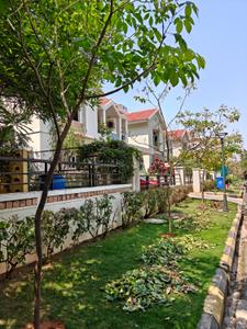 Image of 5000 Sq.ft 4.5 BHK Villa for sale in Aparna Orchids, Kothaguda, Hyderabad for Rs. 118500000