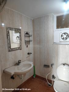 Bathroom Image of 2800 Sq.ft 5 BHK Villa for sale in Sector 19 Noida for Rs. 53500000