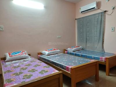 Bedroom Image of 1040 Sq.ft 2 BHK Apartment / Flat for rent in Ramapuram Chennai for Rs. 40000