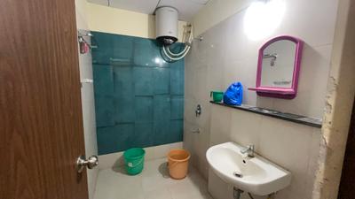 Image of 1275 Sq.ft 3 BHK Apartment / Flat for sale in UKN Belvedere By UKN Airport District Phase 1, Navarathna Agrahara, Bengaluru for Rs. 14500000