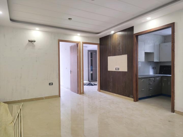 Aggarwal associate Main Image 1