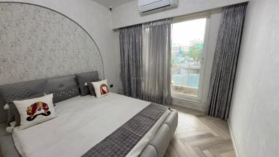 Bedroom Image of 650 Sq.ft 2 BHK Apartment / Flat for sale in Raunak Centrum, Chembur Mumbai for Rs. 15500000