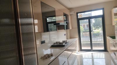 Kitchen Image of 2200 Sq.ft 3 BHK Builder Floor for sale in BPTP Amstoria , Sector 102 Gurgaon for Rs. 30000000