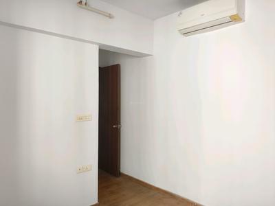 Bedroom Image of 850 Sq.ft 2 BHK Apartment / Flat for rent in Lodha Palava Downtown, Palava Phase 2 Thane for Rs. 15000