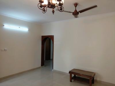 Living Room Image of 2200 Sq.ft 3 BHK Apartment / Flat for rent in Vasant Kunj New Delhi for Rs. 95000