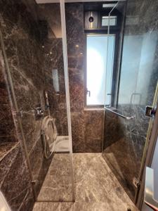 Bathroom Image of 1373 Sq.ft 3 BHK Apartment / Flat for rent in Lodha Trump Tower, Lower Parel Mumbai for Rs. 470000