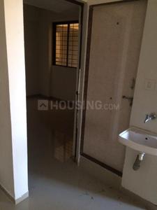 Bathroom Image of 810 Sq.ft 2 BHK Apartment / Flat for rent in Laxmi Villa Greens, Nava Naroda Ahmedabad for Rs. 15000