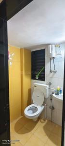 Bathroom Image of 800 Sq.ft 2 BHK Apartment / Flat for rent in Veena Santoor, Kandivali West Mumbai for Rs. 58000
