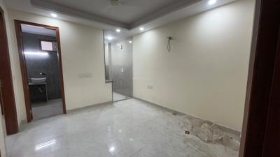 Living Room Image of 750 Sq.ft 2 BHK Apartment / Flat for sale in Gautam Nagar New Delhi for Rs. 10000000