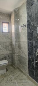Bathroom Image of 800 Sq.ft 2 BHK Builder Floor for sale in Sector 4 Rohini New Delhi for Rs. 5500000
