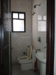 Bathroom Image of 1440 Sq.ft 3.5 BHK Builder Floor for sale in Sant Nirankari Colony RWA, Mukherjee Nagar New Delhi for Rs. 15000000