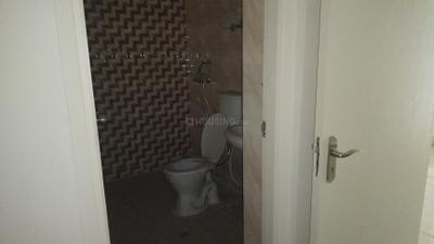 Image of 1075 Sq.ft 2 BHK Apartment / Flat for rent in Gaur City 7th Avenue, Noida Extension, Greater Noida for Rs. 20100