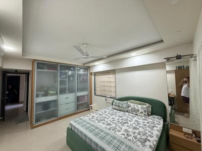 Bedroom Image of 1365 Sq.ft 3 BHK Apartment / Flat for sale in Safal Parisar II, South Bopal Ahmedabad for Rs. 15500000