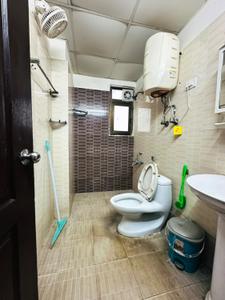 Bathroom Image of 2298 Sq.ft 4 BHK Apartment / Flat for sale in Angel Mercury, Indirapuram Ghaziabad for Rs. 22500000