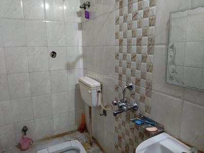 Bathroom Image of 900 Sq.ft 2 BHK Apartment / Flat for sale in Kamachha Varanasi for Rs. 6000000