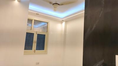 Bedroom Image of 850 Sq.ft 2 BHK Builder Floor for sale in Mahavir Enclave New Delhi for Rs. 5400000