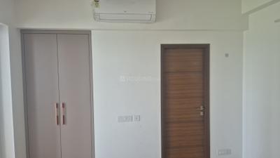 Bedroom Image of 2720 Sq.ft 4 BHK Apartment / Flat for sale in Godrej Meridien, Sector 106 Gurgaon for Rs. 42500000