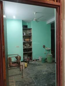 Image of 713 Sq.ft 2 BHK Apartment / Flat for rent in Sector 38 Rohini, New Delhi for Rs. 7500