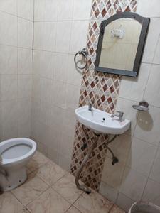 Bathroom Image of 1100 Sq.ft 2 BHK Apartment / Flat for rent in DDA Flats Munirka, Munirka New Delhi for Rs. 55000