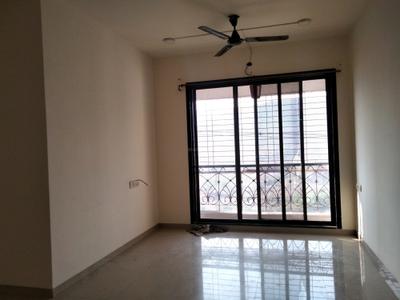 Living Room Image of 1400 Sq.ft 3 BHK Apartment / Flat for sale in Nisarg Hyde Park, Kharghar Navi Mumbai for Rs. 21000000