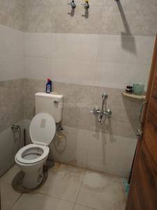 Bathroom Image of Girls PG @6000 in Baddi, Solan