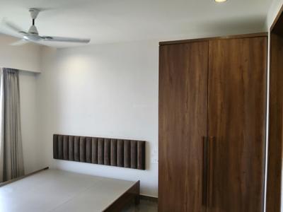 Bedroom Image of 1172 Sq.ft 3.5 BHK Apartment / Flat for rent in Malabar Exotica, Vaishno Devi Circle Ahmedabad for Rs. 43000