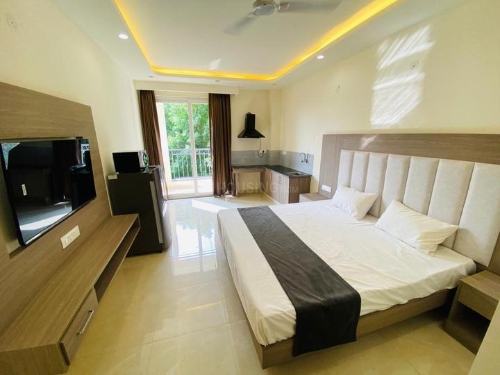 DLF Phase 5 Bedroom 1