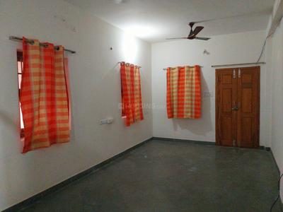 Bedroom Image of 2000 Sq.ft 3 BHK Independent House for rent in Pozhichalur Chennai for Rs. 25000