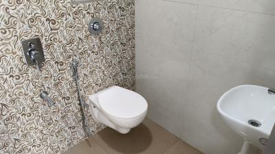 Bathroom Image of 380 Sq.ft 1 BHK Apartment / Flat for sale in HS Samarpan, Ghatkopar East Mumbai for Rs. 9100000