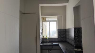 Kitchen Image of 1005 Sq.ft 2 BHK Apartment / Flat for sale in Lodha Amara, Kolshet Thane for Rs. 9400000