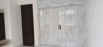 Bedroom Image of 1300 Sq.ft 3 BHK Apartment / Flat for rent in Eiffel Vivassa Estate, Sultanpur Road Lucknow for Rs. 35000