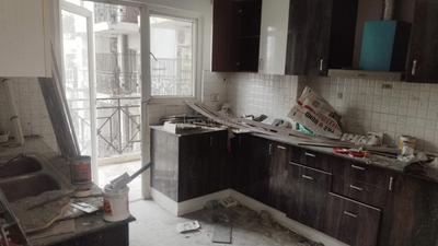 Kitchen Image of 1600 Sq.ft 3 BHK Apartment / Flat for sale in SVP Gulmohur Residency, Indirapuram Ghaziabad for Rs. 15500000