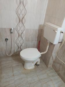 Common Bathroom Image of 1250 Sq.ft 2 BHK Apartment / Flat for sale in Miyapur Hyderabad for Rs. 7900000