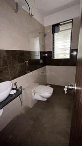 Bathroom Image of 1050 Sq.ft 2.5 BHK Apartment / Flat for sale in Ghatkopar East Mumbai for Rs. 29000000