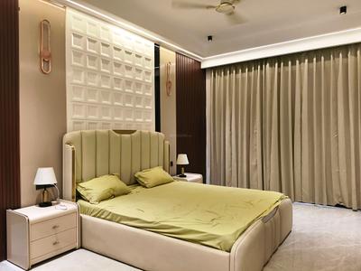 Bedroom Image of 2300 Sq.ft 4 BHK Builder Floor for sale in Ansal Esencia Sector 67, Sector 67 Gurgaon for Rs. 23000000