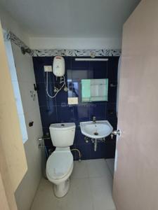 Bathroom Image of 1220 Sq.ft 3 BHK Apartment / Flat for rent in South City Garden, Behala Kolkata for Rs. 38000